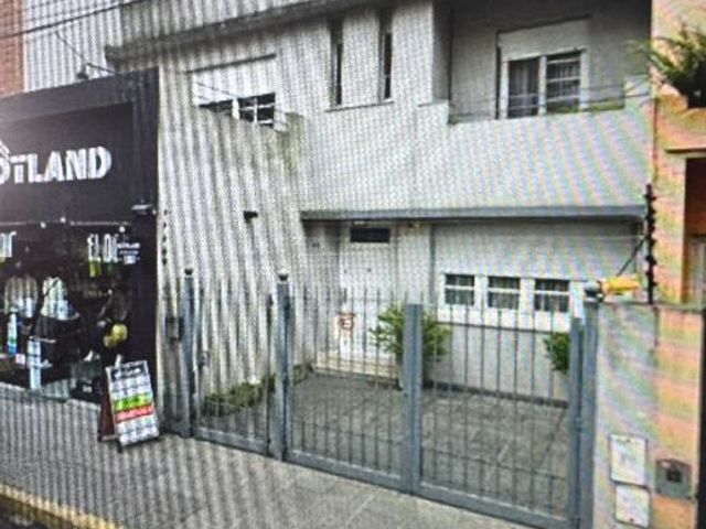Casa en alquiler en Quilmes Oeste Centro