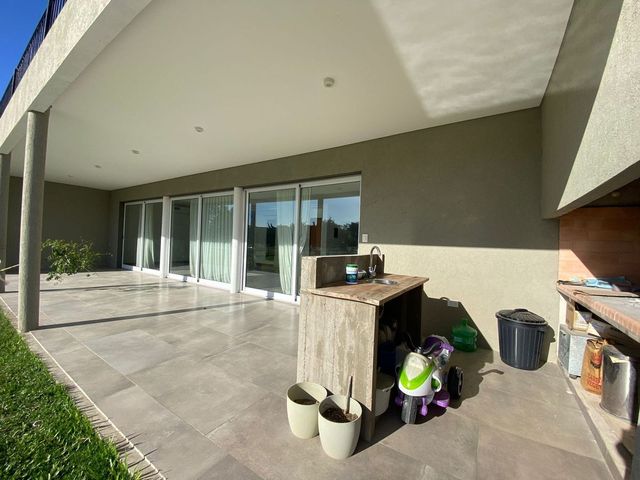 place photo 54