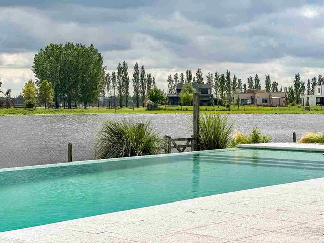 place photo 73