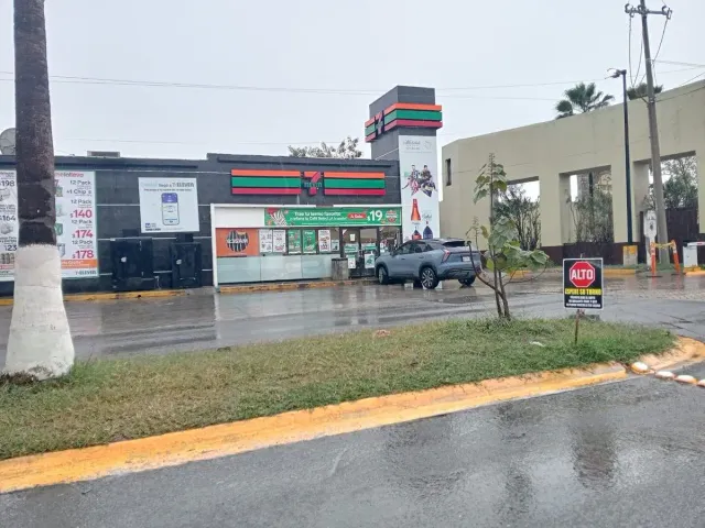 place photo 18