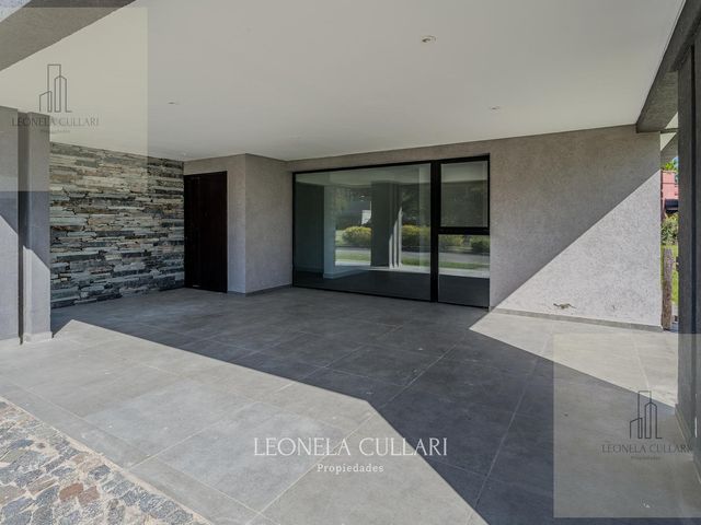 place photo 52