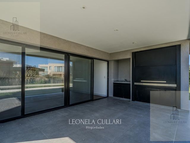 place photo 57
