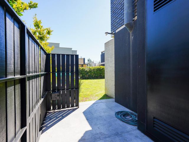 place photo 55