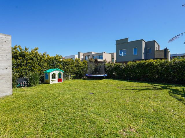 place photo 54