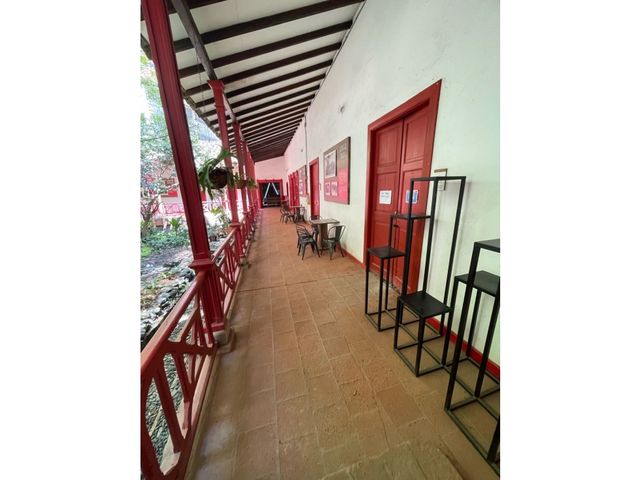 place photo 33
