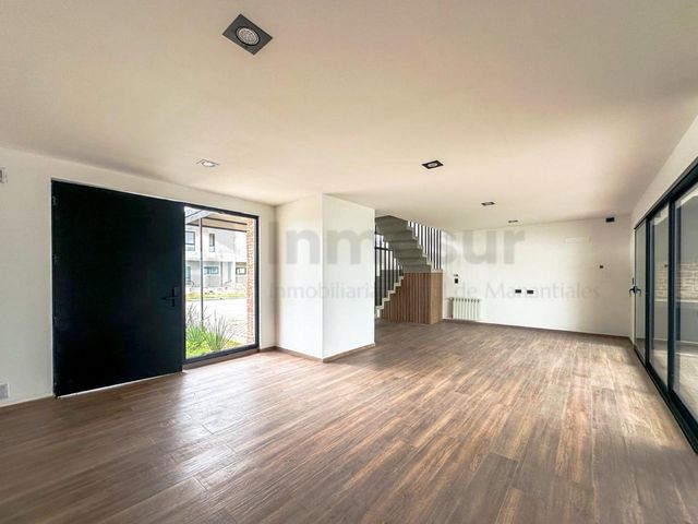 place photo 55