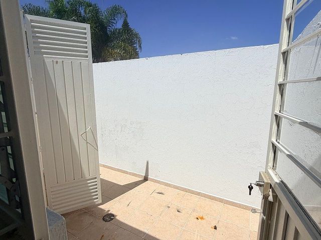 place photo 34