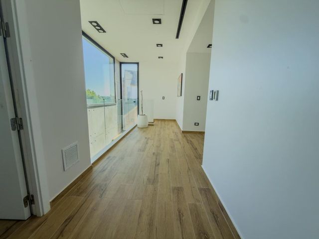 place photo 52