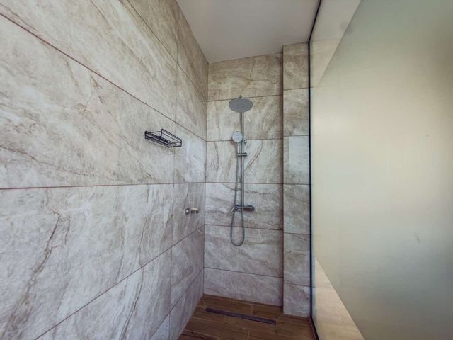 place photo 49