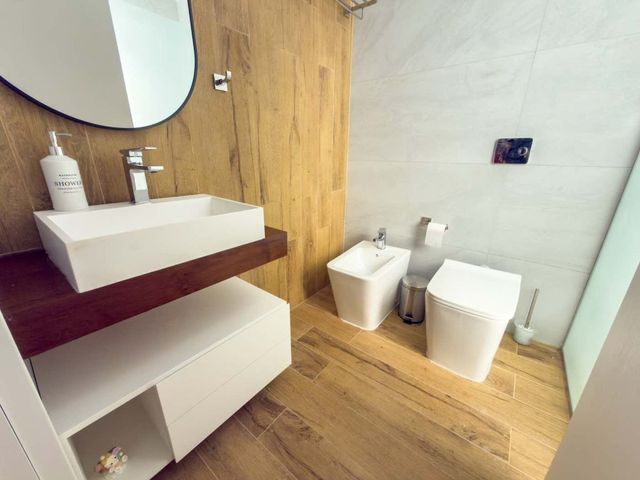 place photo 63
