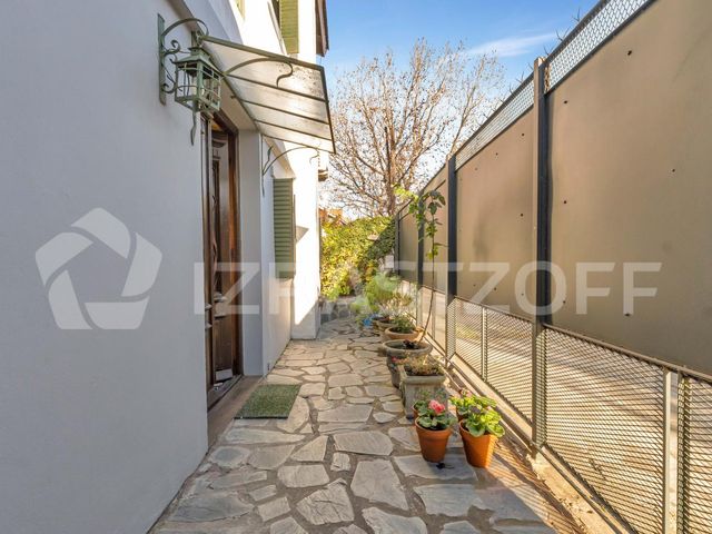 place photo 44