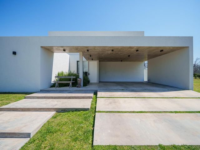 place photo 51