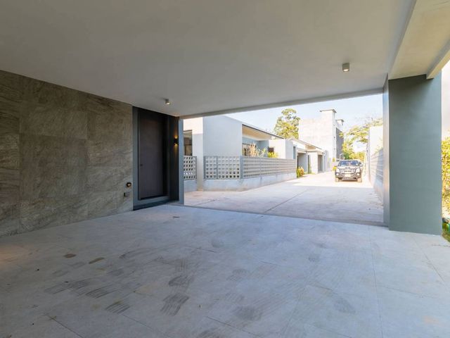 place photo 58