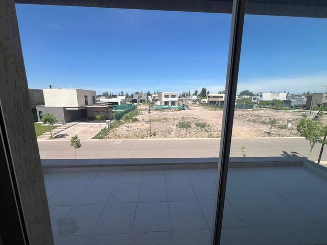 place photo 67
