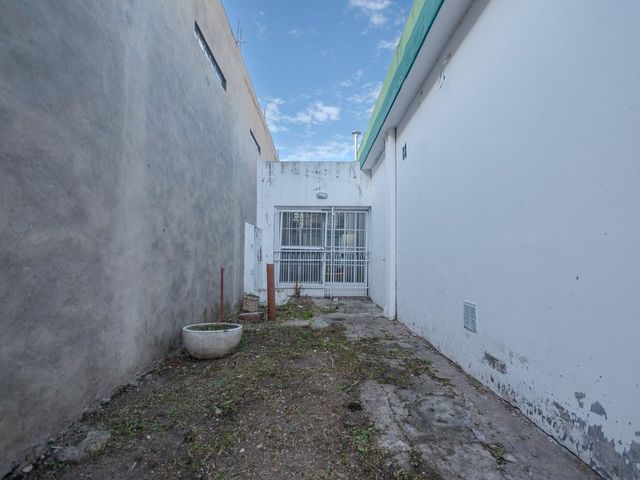 place photo 34