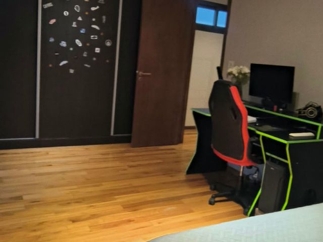 place photo 34