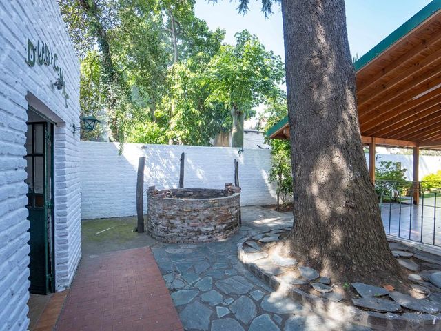 place photo 36