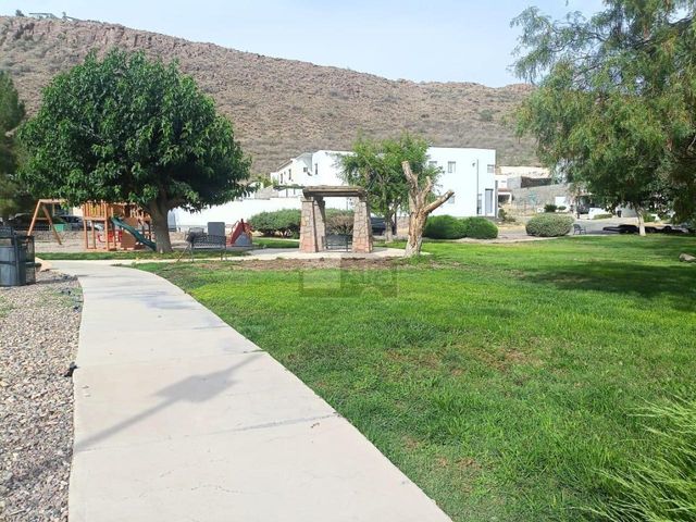 place photo 32