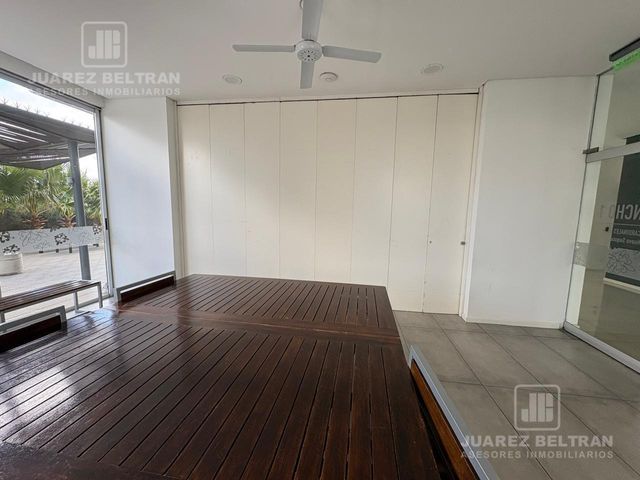 place photo 45