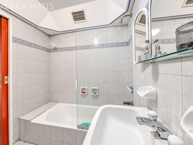 place photo 67