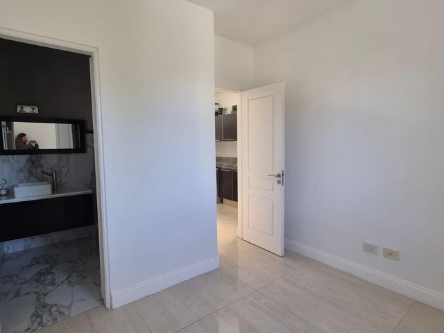 place photo 52