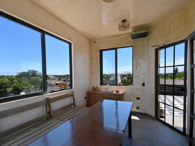 place photo 32