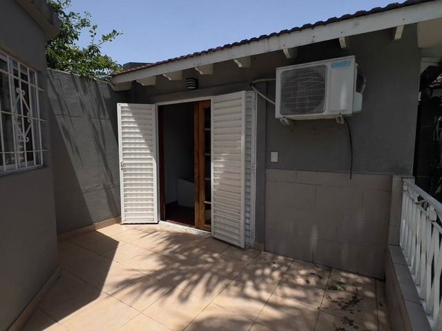 place photo 55