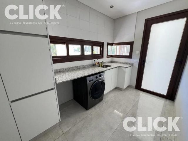 place photo 60