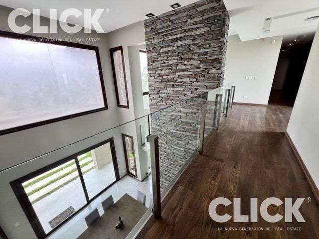 place photo 66