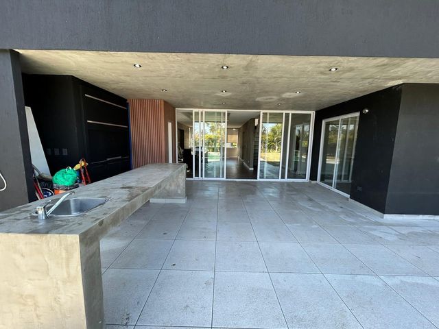place photo 54