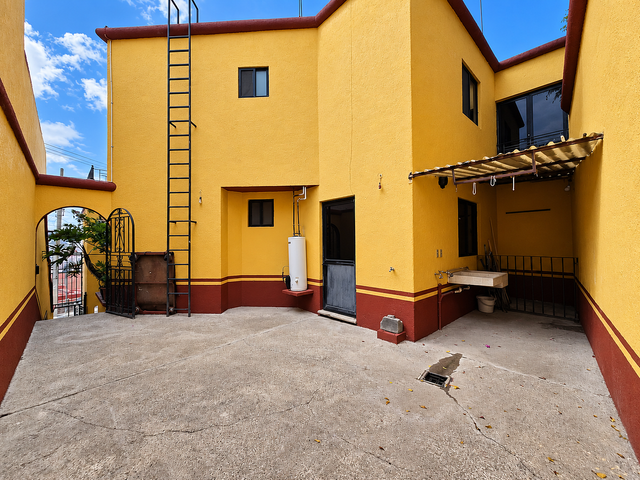 place photo 25