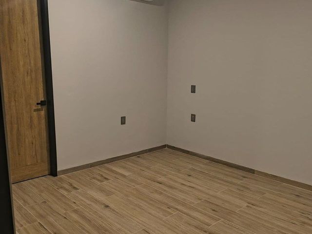 place photo 48