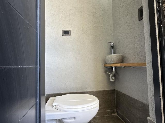 place photo 50