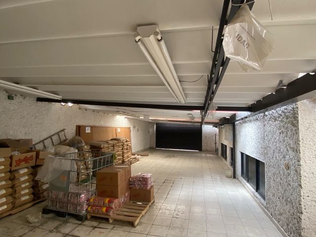 place photo 34
