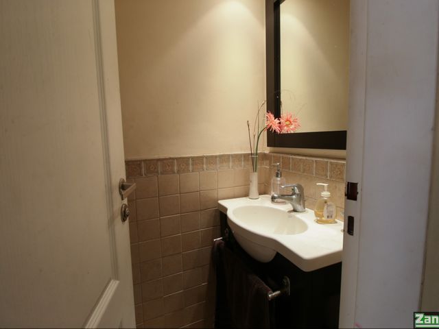 place photo 59