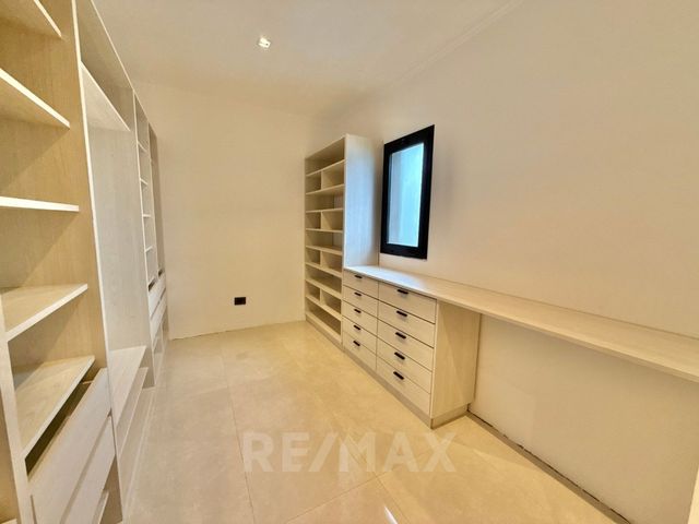 place photo 48