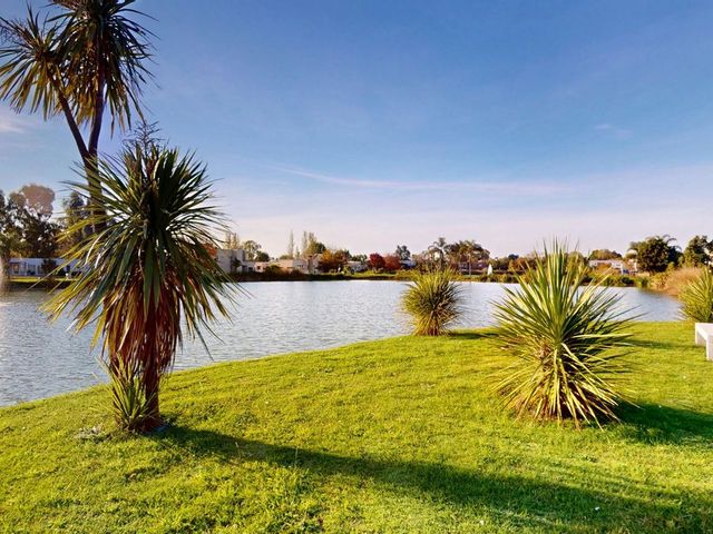 place photo 63