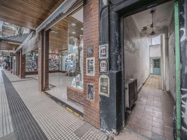place photo 32