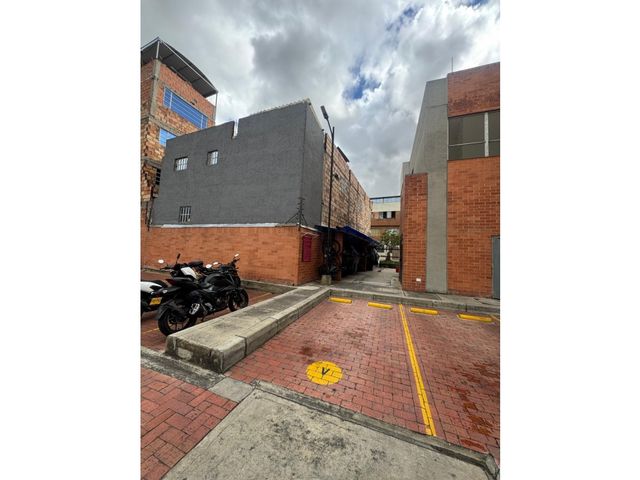 place photo 18