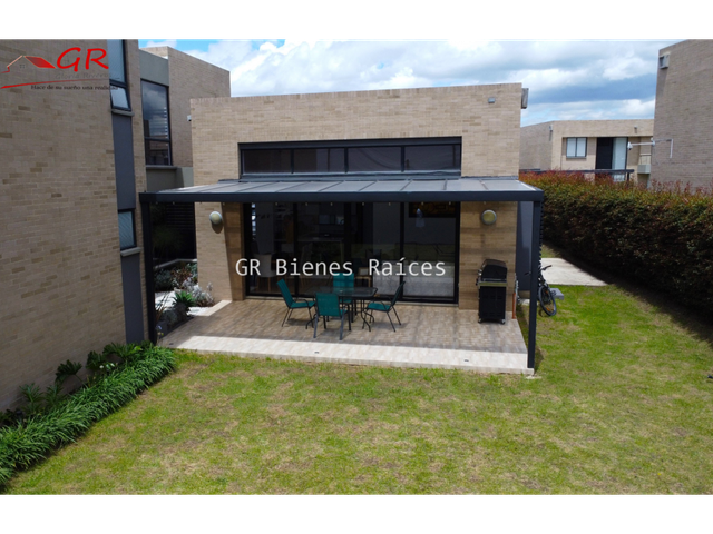 place photo 26