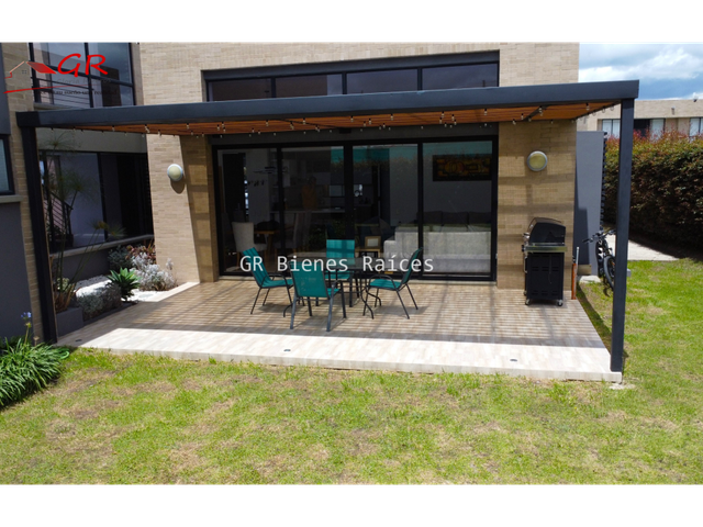place photo 28