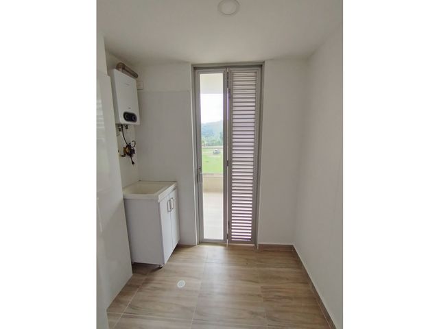 place photo 52