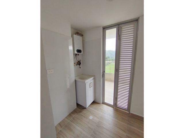 place photo 48