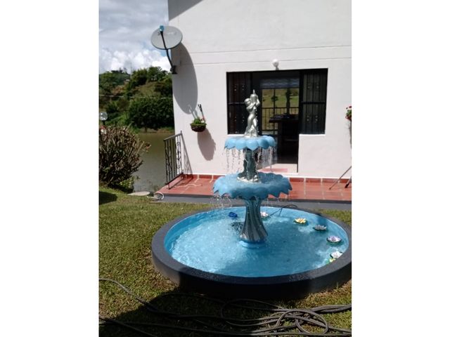 place photo 23