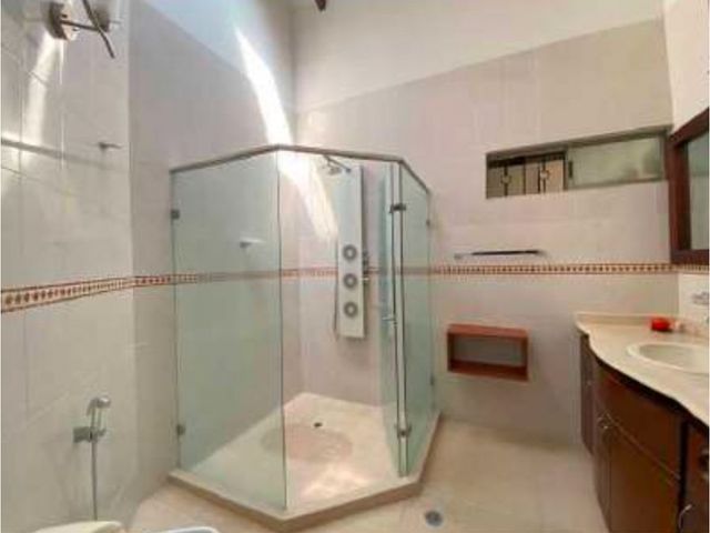place photo 60