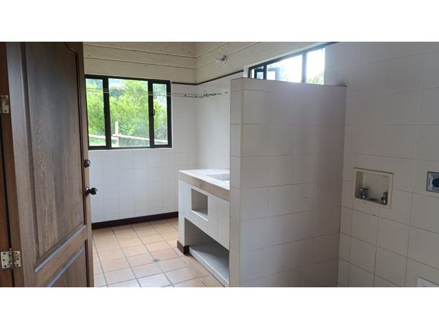 place photo 48