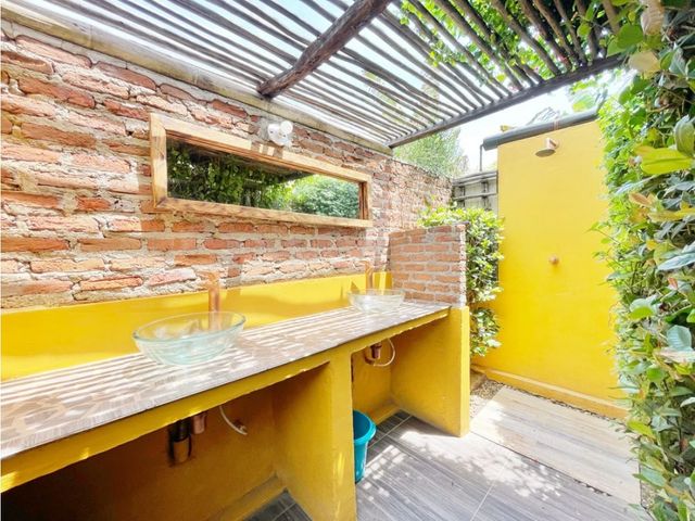 place photo 37