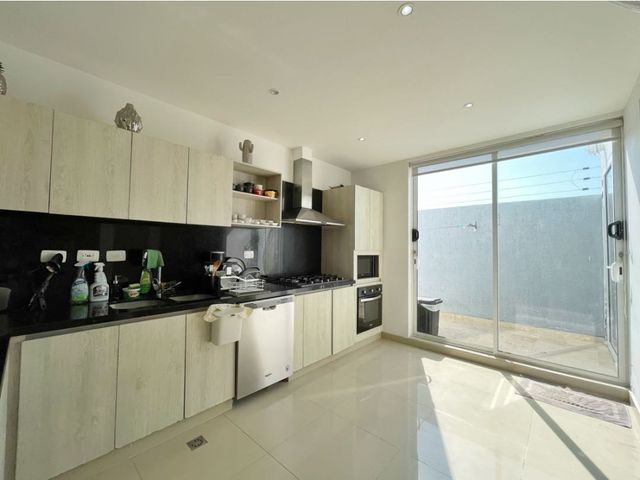 place photo 25