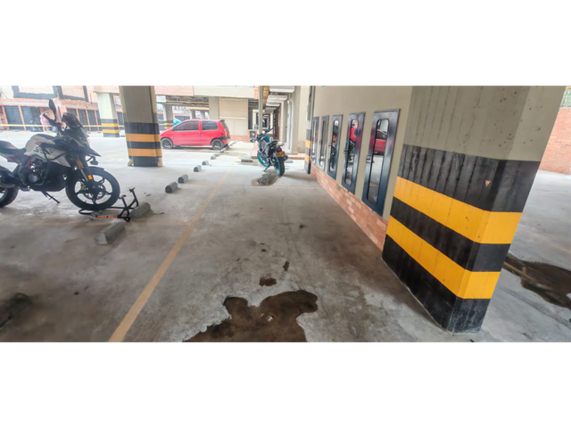 place photo 34
