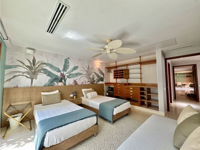 place photo 63